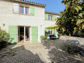 Amazing holiday home in Bormes les Mimosas with pool, Bormes-Les-Mimosas